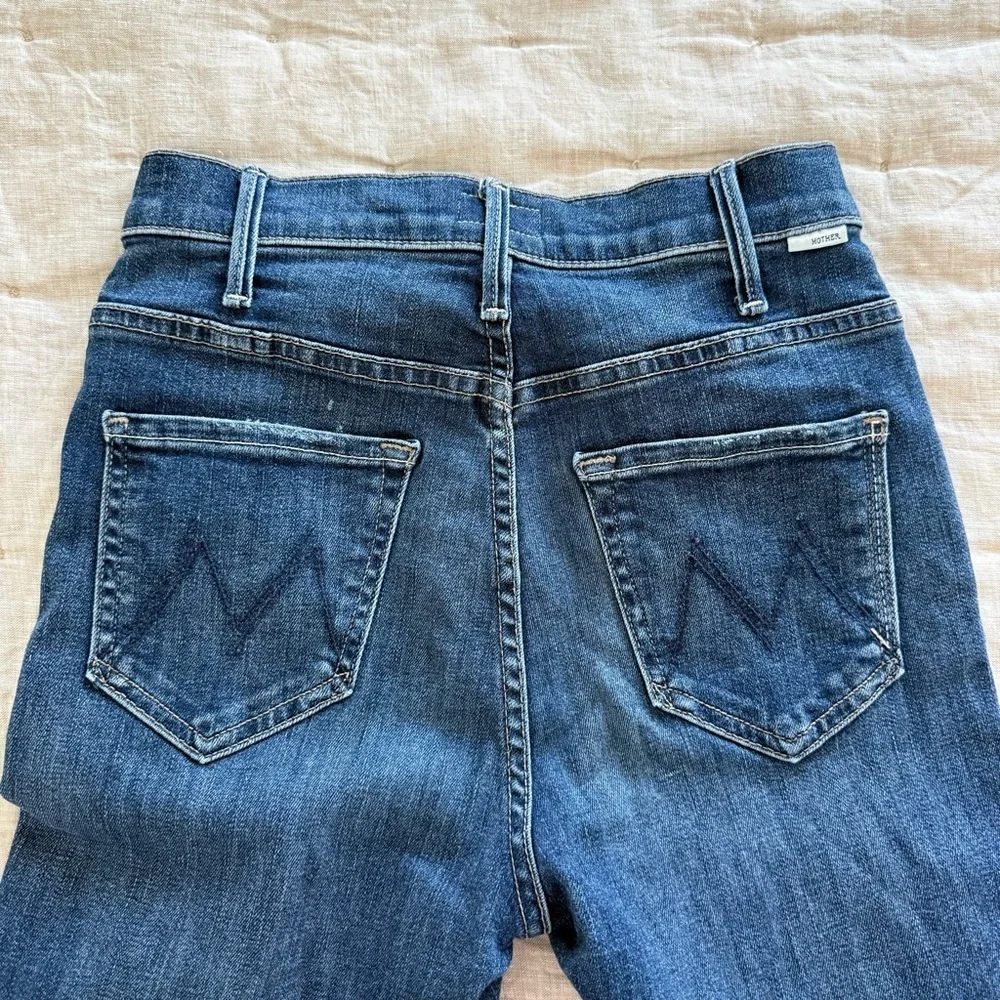 Mother The Hustler Ankle Fray Jeans in Teaming Up Size 25